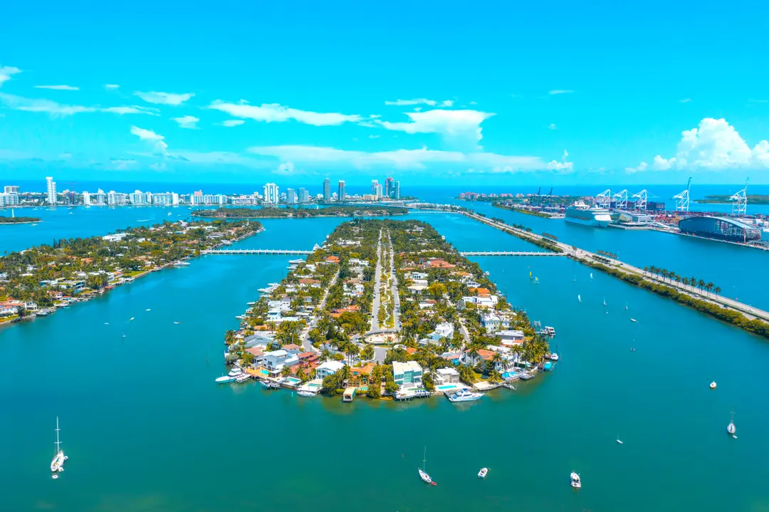 South Florida Luxury Real Estate - Luxury waterfront estates on Star Island Miami Beach.